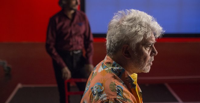 Pedro Almodóvar, durante el rodaje de 'Dolor y gloria'. MANOLO PAVÓN