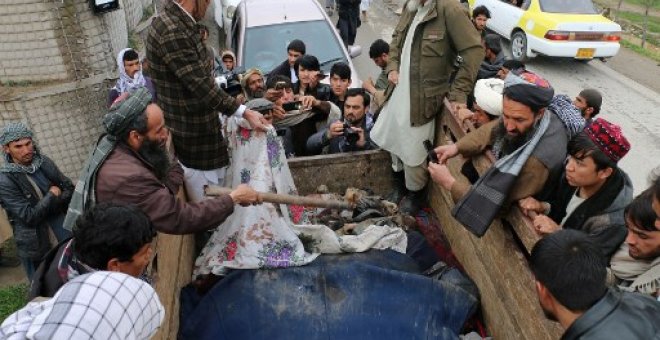 Diez niños son asesinados en Afganistán por un ataque aéreo de EEUU. BASHIR KHAN SAFI / AFP