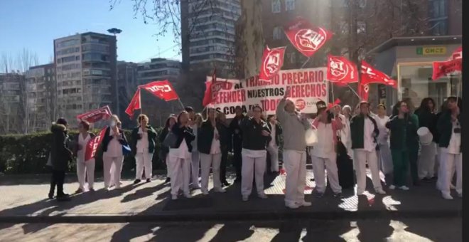 Un grupo de trabajadoras del hospital Clínico de Madrid. | UGT