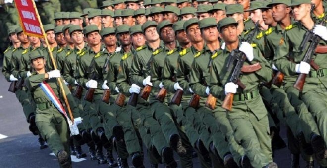 Desfile de los militares cubanos en La Habana. EFE