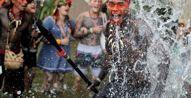 Imagen de la protesta indígena contra las políticas de Bolsonaro. REUTERS.