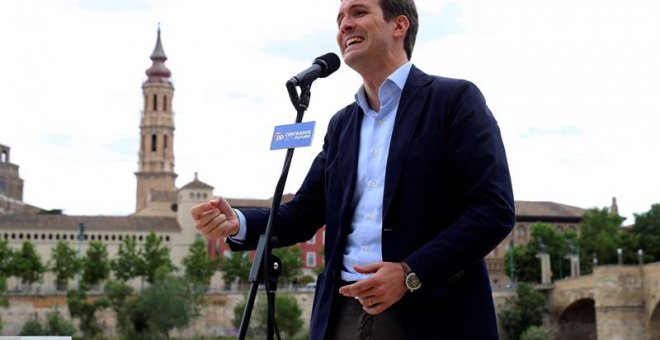 , 10/05/2019.- El presidente del PP, Pablo Casado, durante su intervención en la presentación hoy en Zaragoza del programa electoral europeo para las elecciones del 26 de mayo, junto a la cabeza de lista popular para las elecciones europeas, Dolors Monser