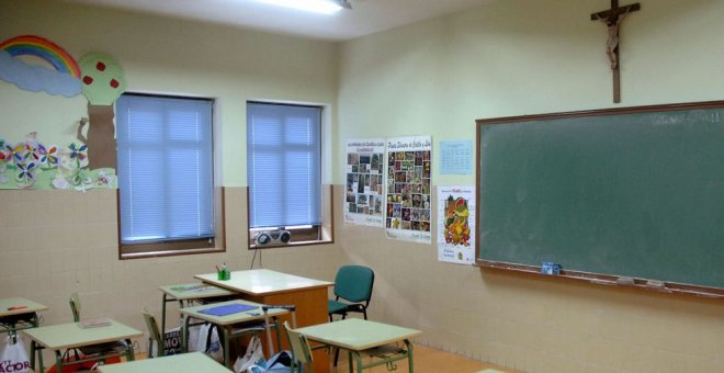 Aula vacía de un colegio. EFE