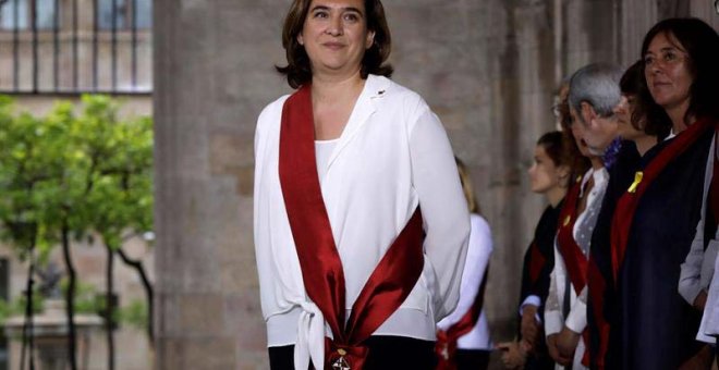 Ada Colau, el día de su toma de posesión tras las elecciones del 26 de mayo. (SUSANNA SÁEZ | EFE)