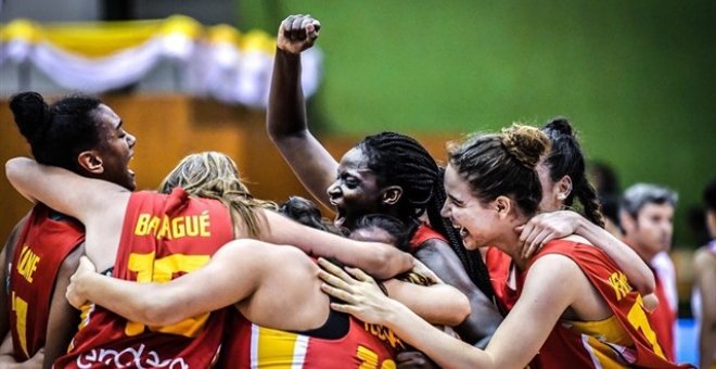 Varias jugadoras de la selección española femenina Sub-19.FEB