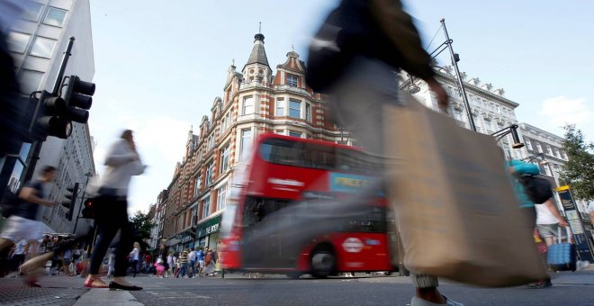 Imagen de Oxford Street, una de las principales calles comerciales en Londres. REUTERS/Peter Nicholls