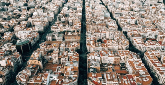 Vista de una ciudad distribuida en grandes manzanas. / Kaspars Upmanis - Unsplash