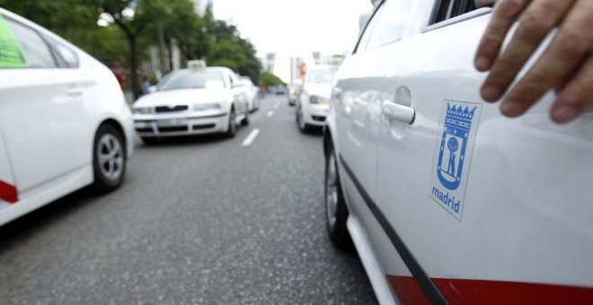 Taxis en Madrid. / EFE