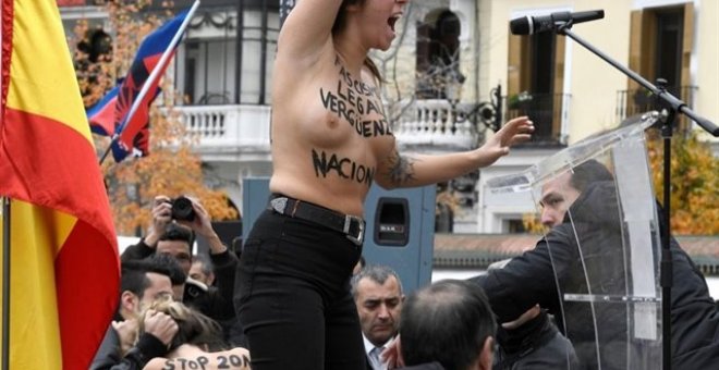 Tres activistas de Femen irrumpen en un acto de FalangeFEMEN SPAIN - Archivo