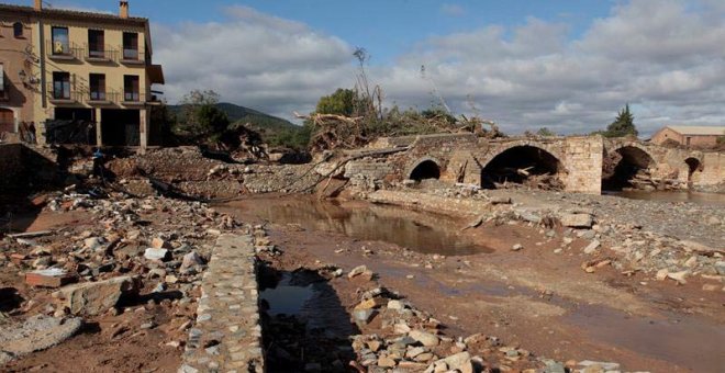 Aspecto de una casa afectada por el temporal en Montblanc (Tarragona). (JAUME SELLART | EFE)