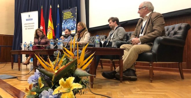 Imagen del acto en la Escuela de Telecomunicaciones de la UCM. Público