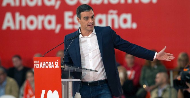 07/11/2019.- El presidente del Gobierno en funciones y secretario general del PSOE, Pedro Sánchez, este jueves, durante su intervención en el mitin de cierre de campaña en la Comunitat Valenciana celebrado en Castellón. EFE/ Domenech Castelló