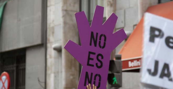 Imagen de un cartel en el 25N del pasado año. CANDELA CHOCLÁN