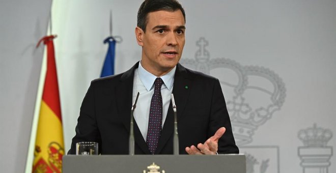 11/12/2019.- El líder del PSOE y presidente del Gobierno en funciones, Pedro Sánchez, durante la rueda de prensa ofrecida en el Palacio de la Moncloa después de que el rey de España le designara como candidato a presidente del Ejecutivo aunque todavía no