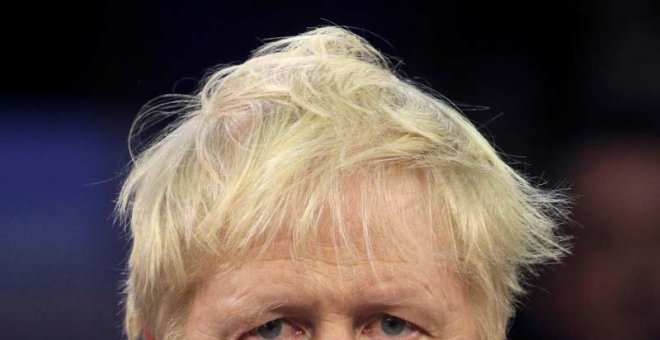 Boris Johnson en un acto electoral en Londres. ( HANNAH MCKAY | REUTERS)