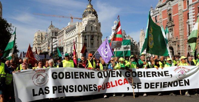 Manifestación en Madrid para reclamar unas pensiones dignas / EFE