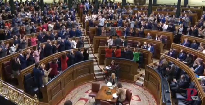 07/01/2020. - La diputada Aina Vidal (En Comú Podem) protagoniza el momento más emotivo de la sesión de investidura. / CAPTURA