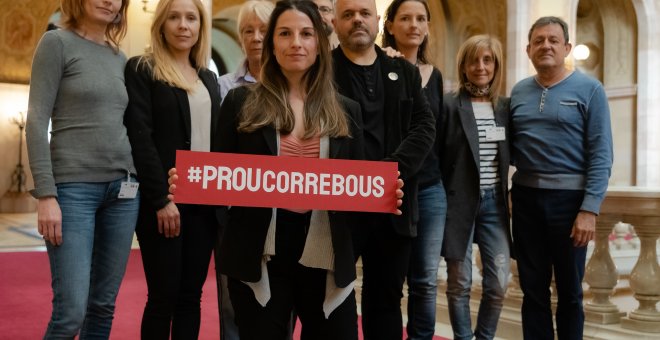 Representants de la Plataforma Prou Correbous al Parlament. PROU CORREBOUS.