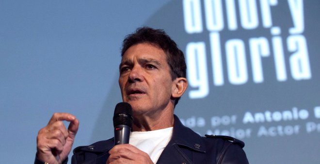 13/01/2020.- El actor malagueño Antonio Banderas tras ser nominado a los premios Óscar como mejor actor por su papel protagonista en la película "Dolor y Gloria", de Pedro Almodóvar. EFE/Jorge Zapata