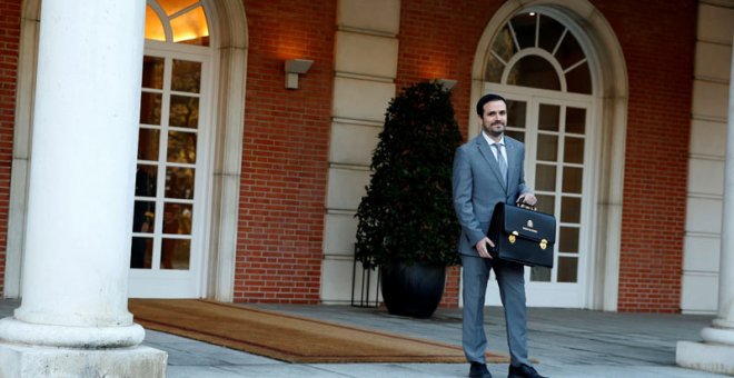 Alberto Garzón. ministro de Consumo, en el palacio de la Moncloa. (EMILIO NARANJO | EFE)