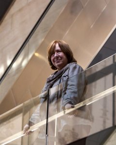 a escritora y periodista bielorrusa Svetlana Alexiévich, Premio Nobel de Literatura 2015, durante su participación hoy en Barcelona en el festival literario Kosmópolis.- EFE/Quique García