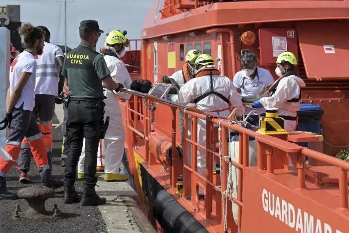 Mueren al menos 55 migrantes en un fin de semana trágico en la ruta canaria