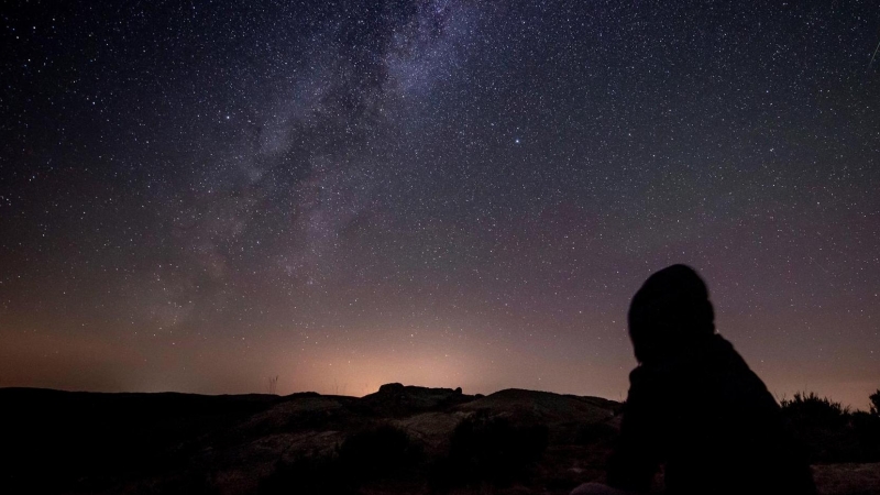 Las Perseidas también se conocen como las lágrimas de San Lorenzo por aparecer en fechas próximas a su festividad.