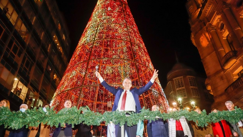 29/08/2022 El alcalde de Vigo, Abel Caballero, durante el encendido de las luces navideñas, a 20 de noviembre de 2021, en Vigo, Pontevedra, Galicia