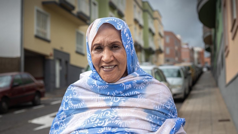 La presidenta de la Asociación de Saharauis en Tenerife, Sukeina Ndiaye, durante una entrevista en Tenerife