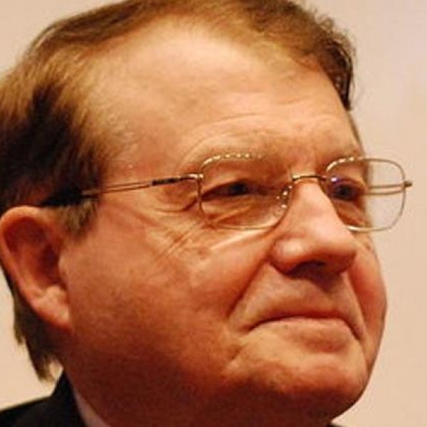 Luc Montagnier.