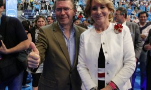 Francisco Granados y Esperanza Aguirre, juntos, en un acto del PP. Archivo EFE