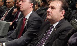 El comisario José Luis Olivera (der.) y Francisco Martínez, secretario de Estado de Interior con el ministro Fernández Díaz, en el acto de nombramiento del primero al frente del CITCO.