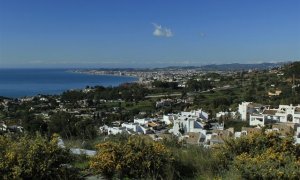 El TSJA ha tumbado el Plan de Protección del Corredor del Litoral, cuya función es proteger los primeros 500 metros de costa de nuevas edificaciones. EUROPA PRESS/ J. Arrebola