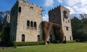 Entrada del Pazo de Meirás, en la localidad coruñesa de Sada.