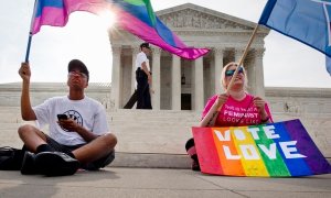 Manifestación en 2015 a favor de la legalización del matrimonio homosexual frente al Tribunal Supremo en Washington (EEUU). EFE