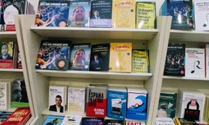 Els llibres sobre el Procés ocupen un espai creixent a les llibreries. ANDER ZURIMENDI