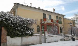 Fachada de Velintonia, 3, en un día nevado. / AAVA