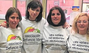 Algunas de las mujeres ligadas a Infancia Libre, tres de las cuales fueron detenidas.