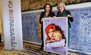 Ada Colau y Manuela Carmena, en la inauguración de la exposición 'No pasarán. Madrid, 1936'. Foto Ayuntamiento de Madrid