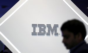 Logo de IBM, en una imagen de archivo. / REUTERS - SERGIO PEREZ