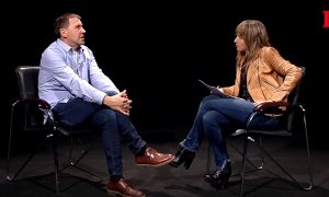 Arnaldo Otegi, durante la entrevista con la directora de Público, Ana Pardo de Vera - PÚBLICO TV