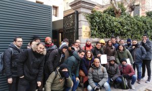 Solicitantes de asilo llegados a Madrid denuncian ante el Defensor del Pueblo la falta de plazas de acogida que la obliga a dormir en la calle en pleno invierno.- RSA