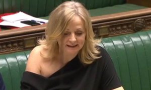 La diputada laborista Tracy Brabin en la Cámara de los Comunes.