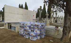 Memorial construido en el cementerio del Carmen, a apenas unos metros de donde se encontraban las fosas con víctimas de la dictadura.- ARMH VALLADOLID