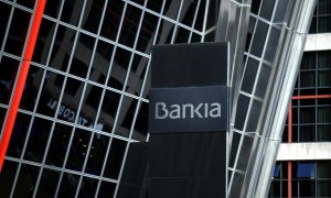 Logo de la entidad bancaria Bankia, en su sede en una de las torres Kio de Madrid. E.P./Óscar Cañas