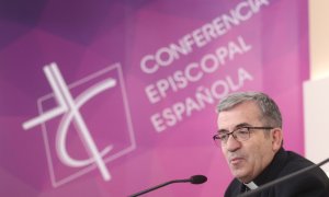 06/03/2020 - El secretario general y portavoz de la Conferencia Episcopal Española (CEE) y obispo auxiliar de Valladolid, Luis Argüello, en una rueda de prensa. / EUROPA PRESS