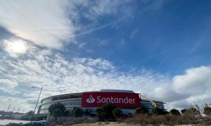 Uno de los edificios de la Ciudad Financiera del Grupo Santander cerca de la localidad madrileña de Boadilla del Monte. E.P./Eduardo Parra