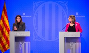 La portaveu del Govern de la Generalitat i consellera Presidència, Meritxell Budó, i la consellera de Salut, Alba Vergés. David Zorrakino / Europa Press