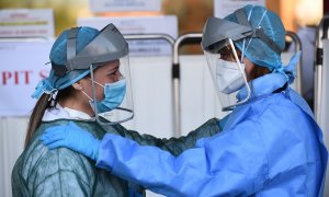 Personal sanitario en un hospital de Turín, Italia. REUTERS