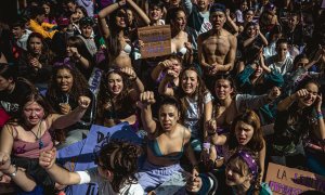 Les estudiants participen en una manifestació contra l’extrema dreta i les seves actituds homòfobes abans del dia internacional de les dones. Matthias Oesterle / ZUMA Wire / DPA